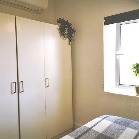 Apartment The Funicularist - In Historic Bica *