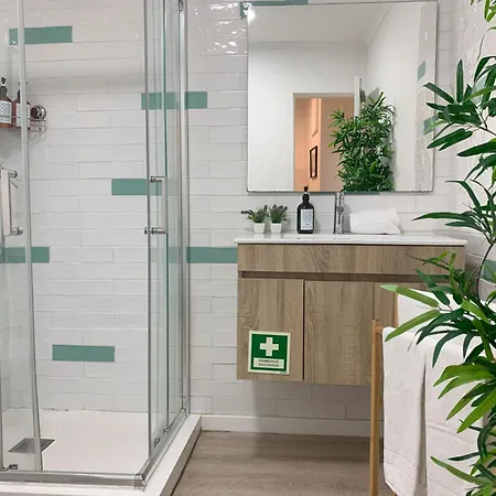 The Funicularist - In Historic Bica Lejlighed