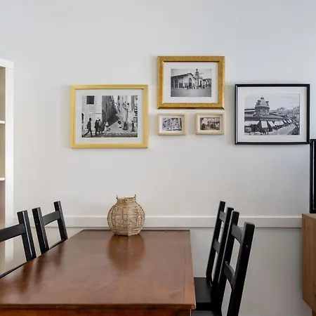 Apartment The Funicularist - In Historic Bica Lisbon